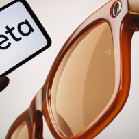 Meta甩掉Ray-Ban，299美元AI眼镜杀入平价市场